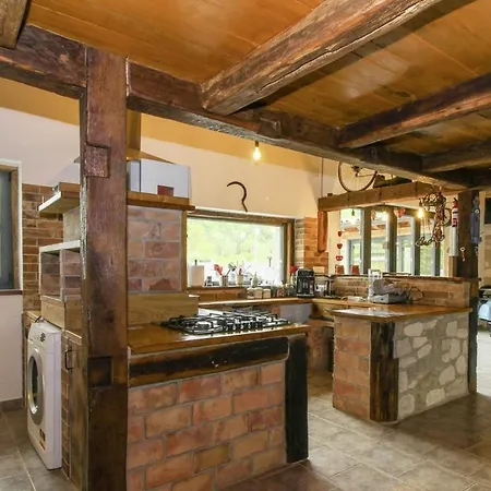 וילה Tina In Gradinje - Haus Fuer 8-12 Personen *