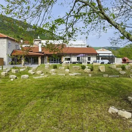 וילה Tina In Gradinje - Haus Fuer 8-12 Personen